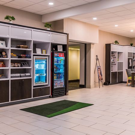 Holiday Inn Auburn-Finger Lakes Region By Ihg Esterno foto
